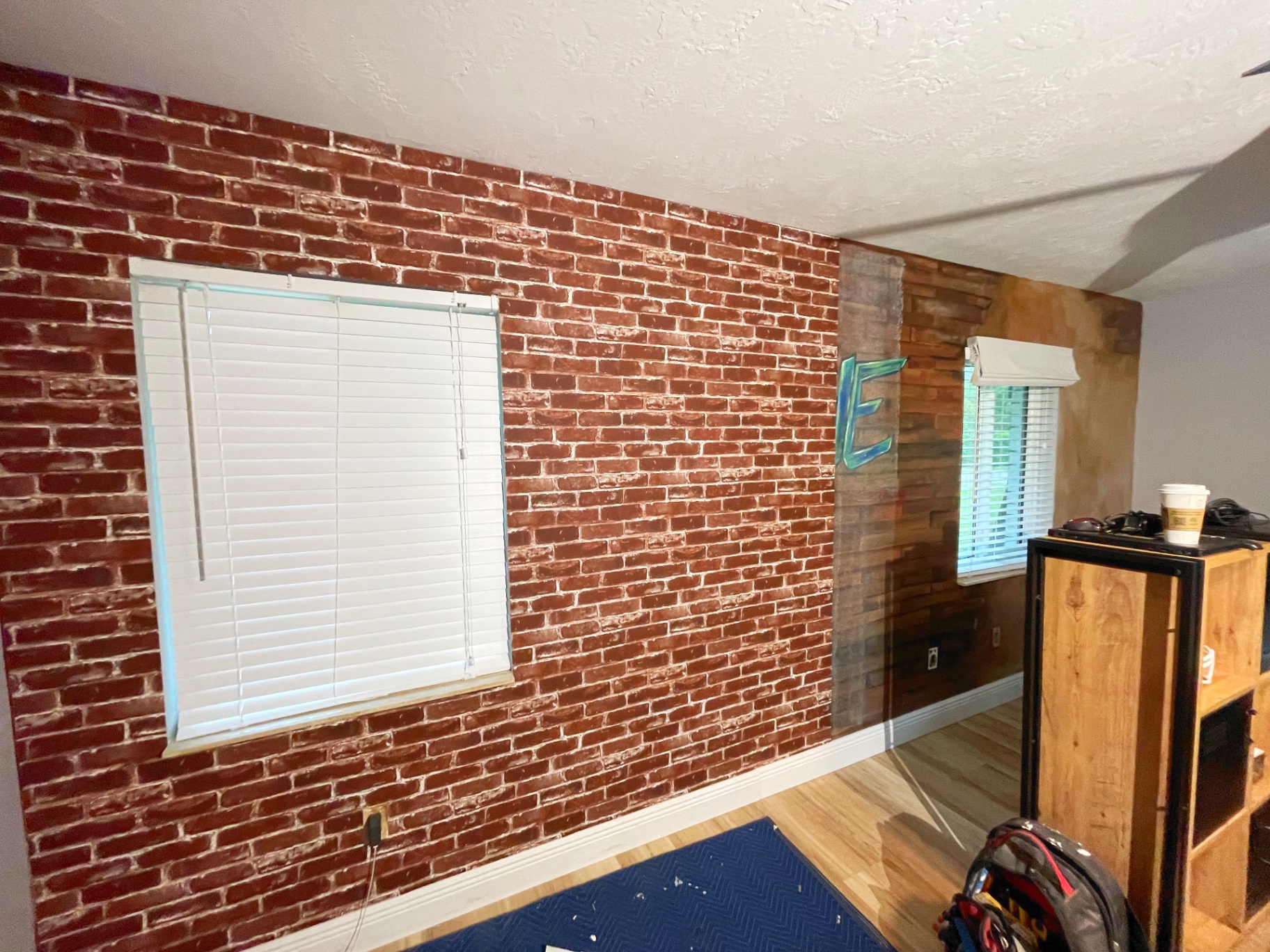 Wallpaper Installation – Pompano Beach, FL - Professional Home Improvement Project Image 2