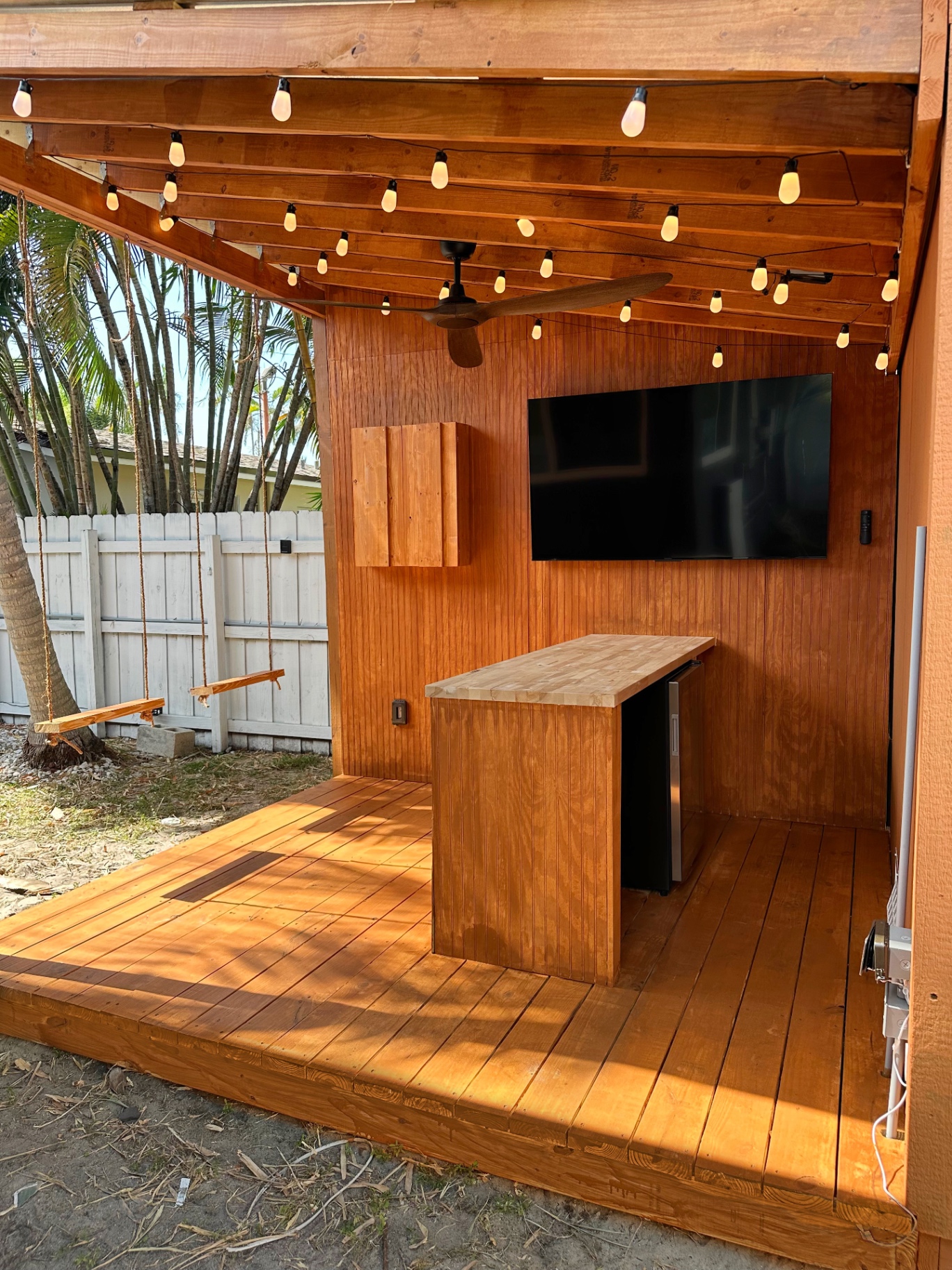 Custom Outdoor Living Space Build – Fort Lauderdale, FL